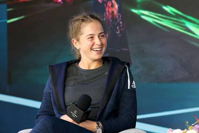 邹市明与张 邹市明与张